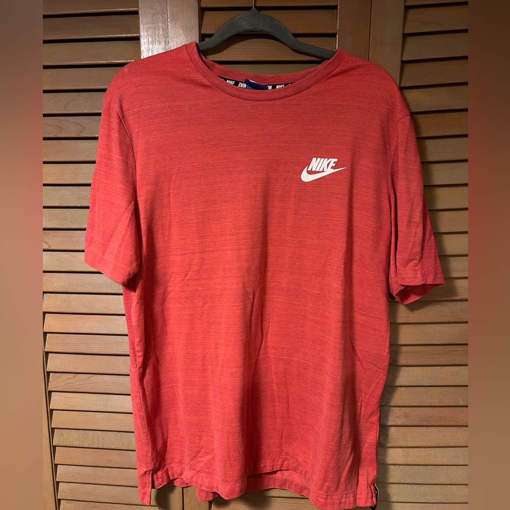 Nike Men’s Shirt